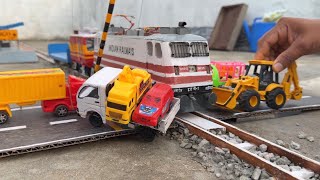 Wap-5 Vs Chota Hathi 🚚🫣 train trail