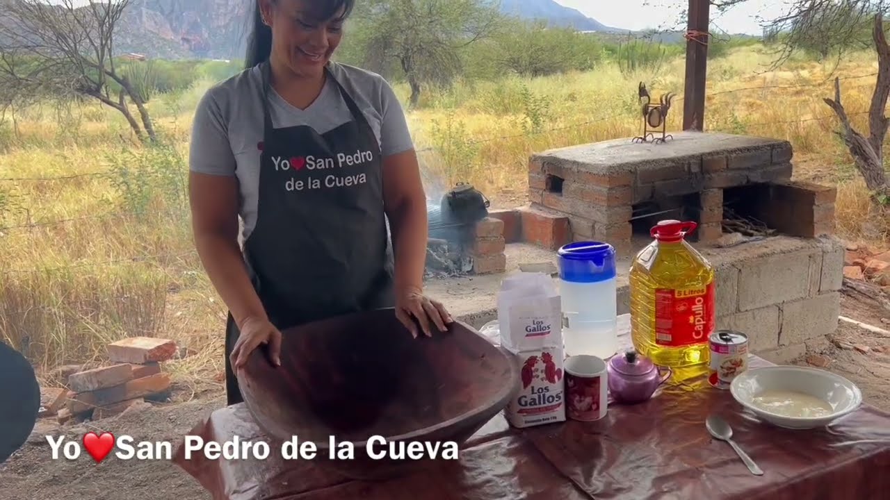 Kenna Soqui estrena su horno haciendo pan de vieja sonorense - Yo Amo San Pedro de la Cueva