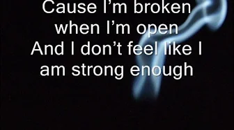 Seether - Broken - WITH LYRICS! Seether - Broken - WITH LYRICS!