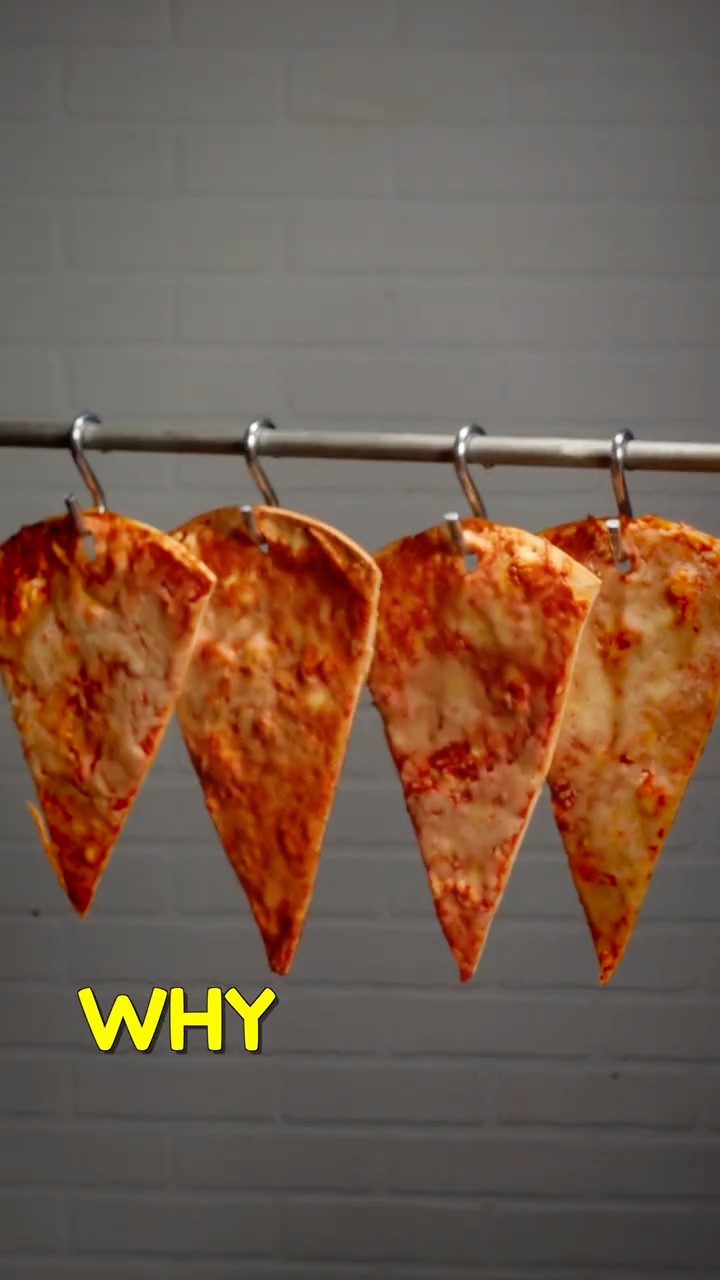 Why Is PIZZA In My Closet?