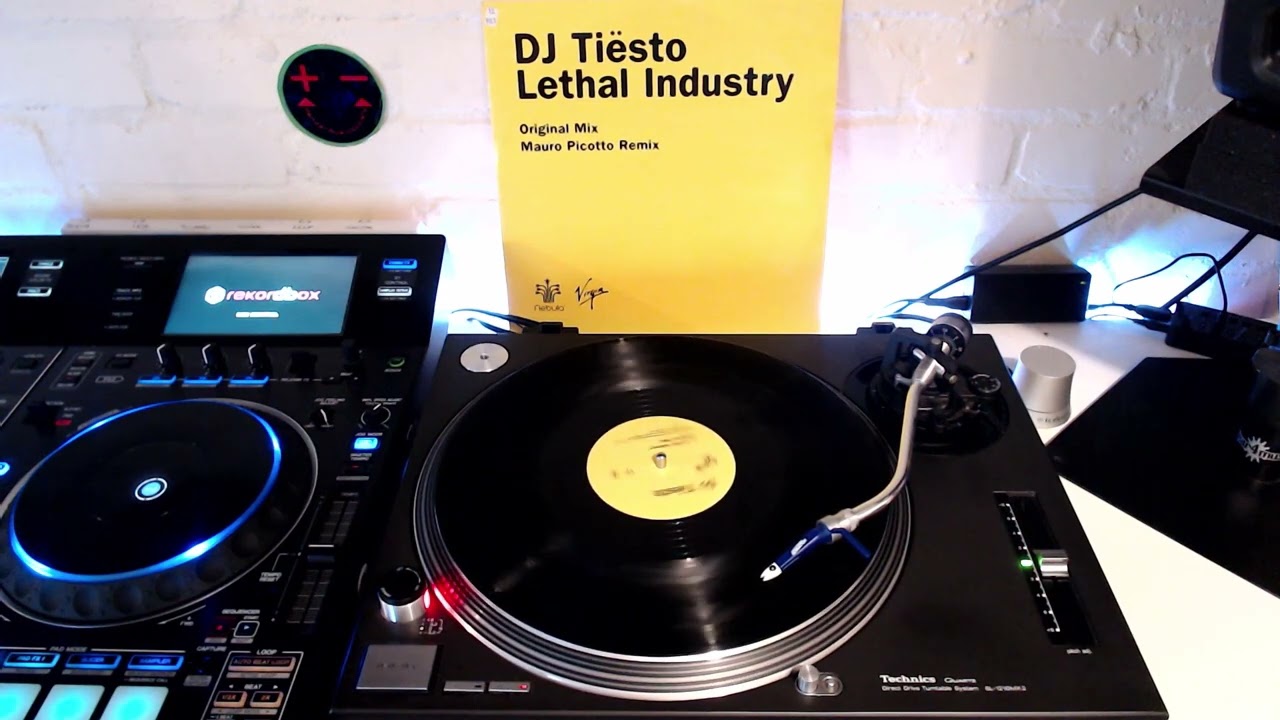 DJ Tiësto - Lethal Industry (Original Mix) - YouTube