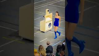 dream body #bellahadid #runway