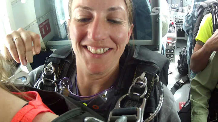 Colleen Leonard's Tandem skydive!