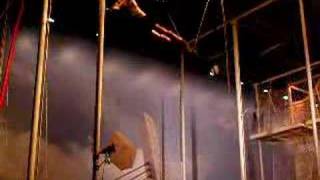 Knee Hang Catch