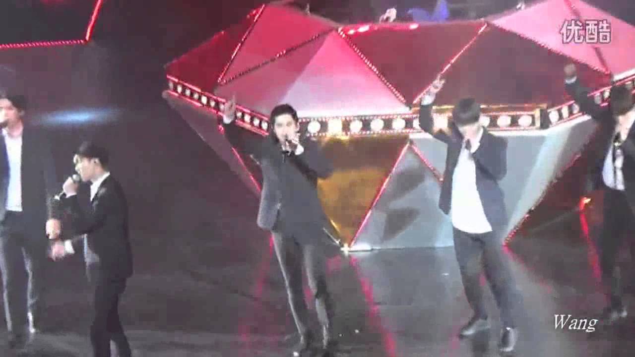 150718 The EXO'luXion IN Beijing [ Machine + We are EXO + Let out the beast + Run ]  Focus 수호 SUHO