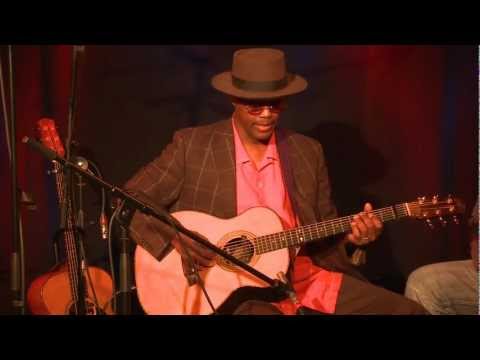 Elixir Strings presents Eric Bibb