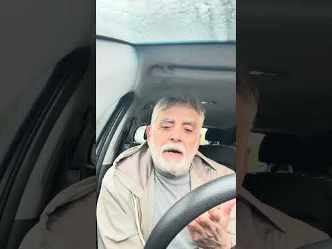 الكلاب تعوى والمشكلة أن القافلة لا تسير