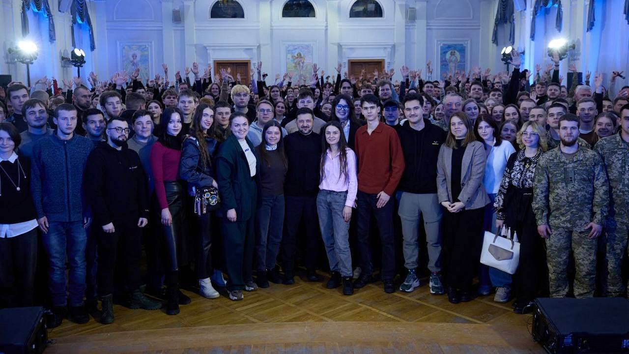 Українські дрони – в ЄС, а українські біженці – додому: нові заяви Зеленського 8 лютого