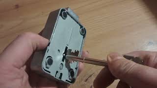 651911_7 651911_7