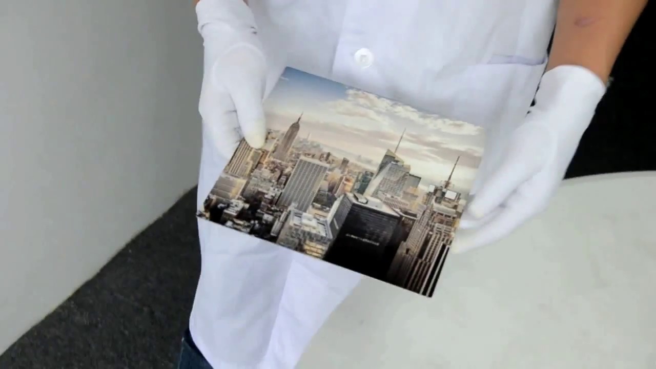 Bending Test HD Metal Photo Panel from WunderBoard