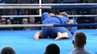 Download Lagu Cole Lauritsen vs Thomas Iburg MP3