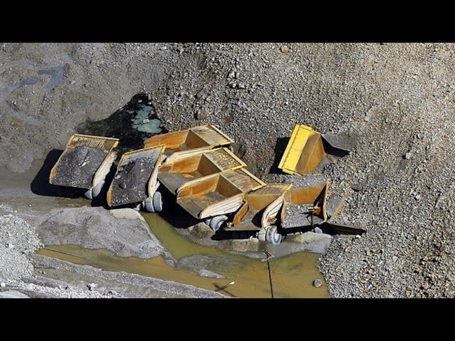 Bingham Canyon Mine Epic Landslide Extreme Dangerous Accidents And Much More