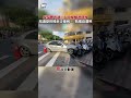 疑身體不適！台中婦釀連環撞 路邊整排機車全撞倒...騎樓也遭殃 #shorts