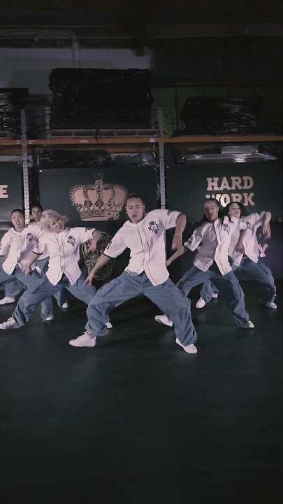 When the beat goes off, we KILLIN IT 🤍 #killinitchallenge | THE ROYAL FAMILY DANCE CREW