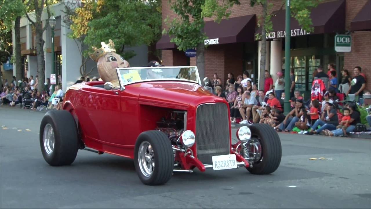 2016 Walnut Festival Parade YouTube