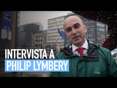 Intervista a Philip Lymbery, CEO di Compassion in World Farming, per dire stop alle gabbie
