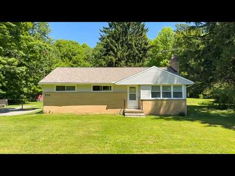9621 Wolfe Rd, Windham, OH home video tour