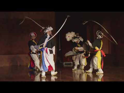 사물놀이 판굿 공연 (아리랑 ARIRANG 연주 퍼포먼스) | 서울케이팝댄스센터 (서울외대 입학식 축하 공연)