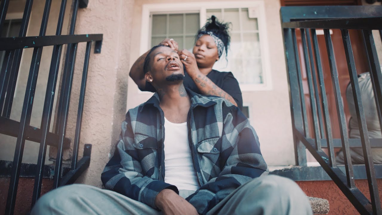 Doggystyleeee - Eazy Bitch | Shot By : @VOICE2HARD - YouTube