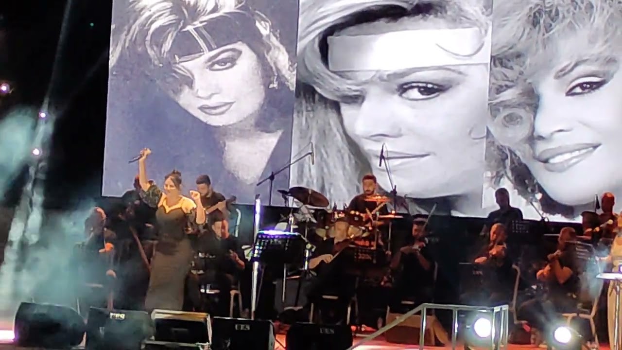 ZARA - SEN AFFETSEN BEN AFFETMEM (BERGEN SAYGI ŞARKISI) (UŞAK ULUBEY 15. KANYON FESTİVALİ)