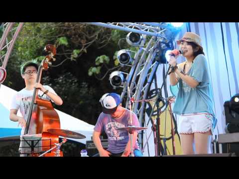 2011春天吶喊...丁丁與西西- 邦戈邦戈栗子...[悠遊墾丁in春吶]