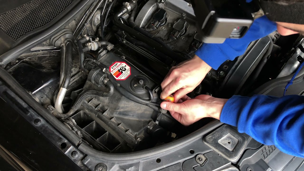 How to change air filter VW Passat b5.5 1.8t YouTube