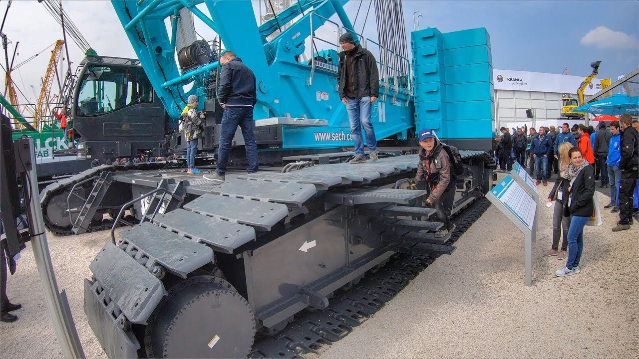 Tour of the Kobelco Stand Bauma 2019