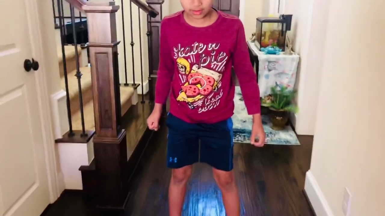 LEARN HOW TO HOVERBOARD 