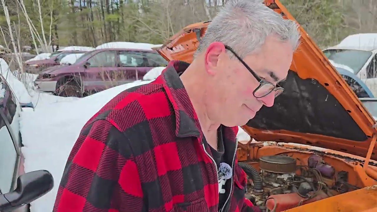 SATELLITE CONVERTIBLE