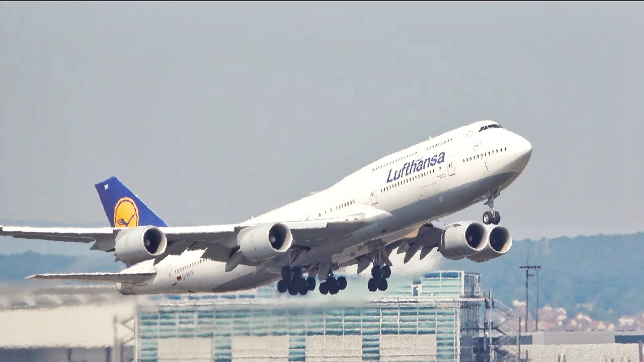 Lufthansa 747 Closeup Takeoff Frankfurt - YouTube