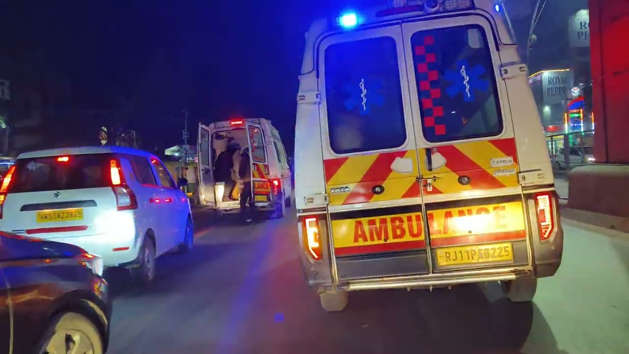 Petrol full karane ke baad me😋😁