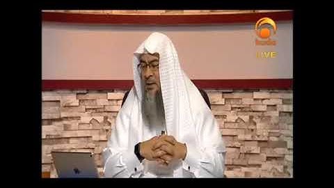 Where to place the hands after raising up from ruku, on your chest or to your sides?- Assim Alhakeem