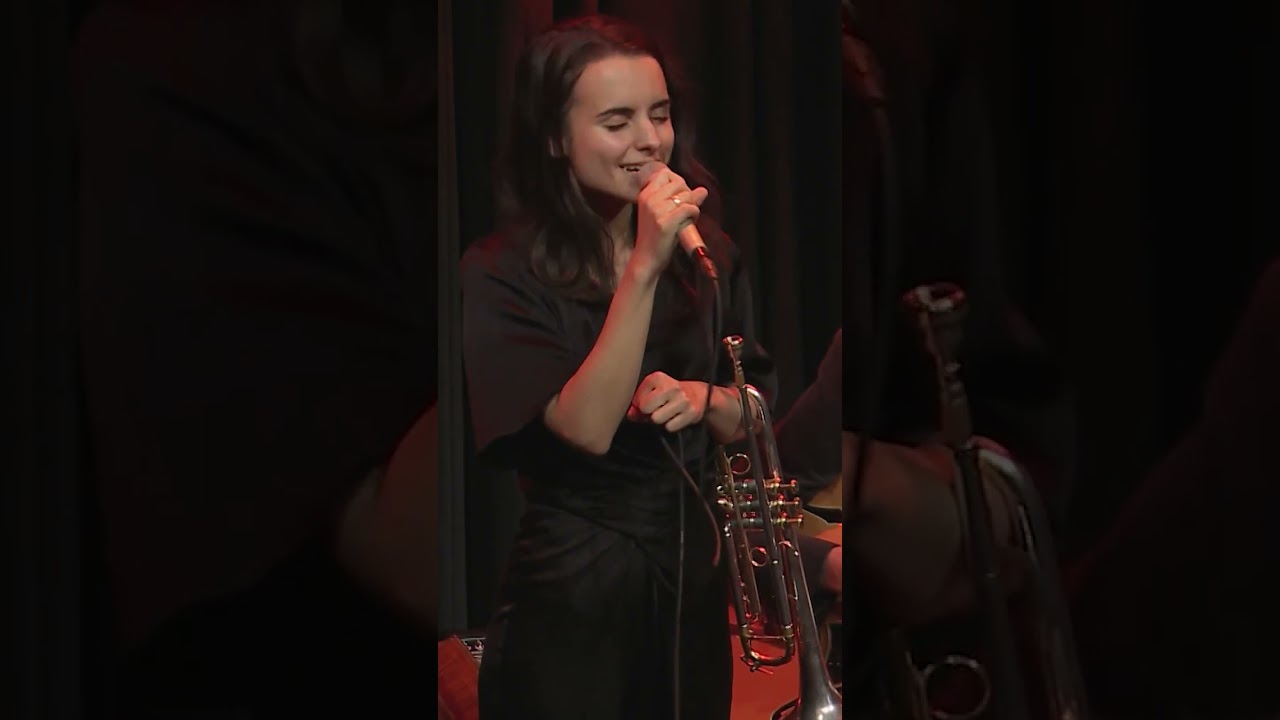 YouTubeでAndrea Motis live at Moods 🎙 Full concert on our channelを視聴 YouTubeでAndrea Motis live at Moods 🎙 Full concert on our channelを視聴