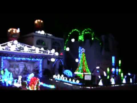 our 60 000 led christmas lights dance to miracle on 34th 30 count led christmas lights