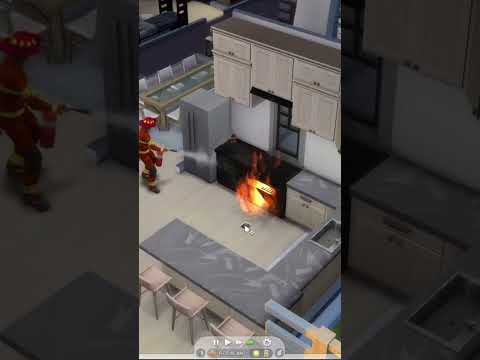 FIRE!!! #sims4 #thesims4 #helpmemakethismakesense