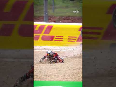 ACOSTA'S HUGE CRASH in WUP! 👀