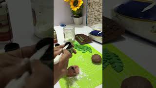 How to make brown colour in fondant ?Colour mixing tutorial  #cake  #shorts #ytshorts