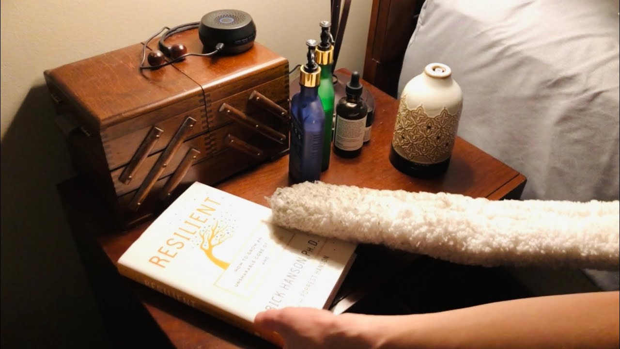 ASMR let’s go to bed. Dusting, smoothing pillow, applying lotion