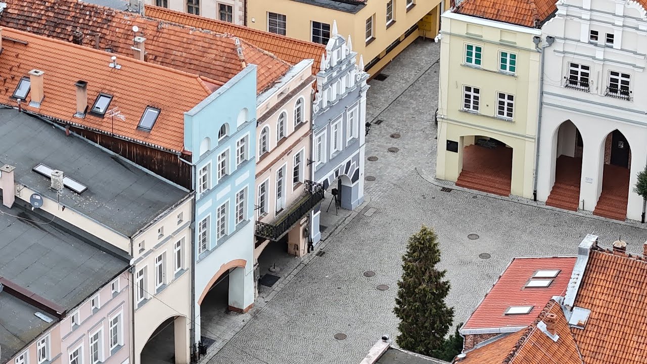 Miasto  Gniew  .   Dji  Air 3  .