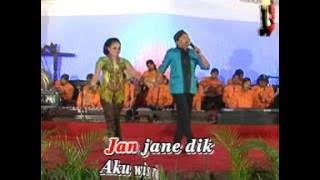 CAMPURSARI SANGGA BUANA-BALEN-PUTRI feat ITOK