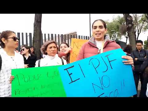 Trabajadores se manifiestan en San Lázaro en defensa de los fideicomisos