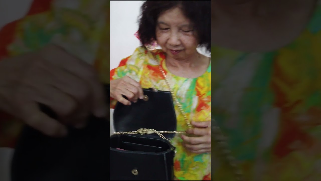 Chinese New Year House Visit in Malaysia | Hainanese Family Celebration