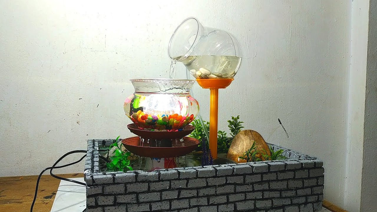 Membuat Hiasan Aquarium