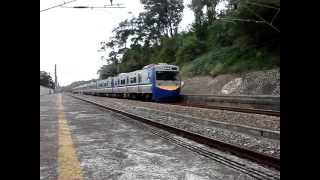 EMU700 進崎頂站