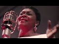 Capture de la vidéo 1958 Newport Jazz Festival | All Of Me | Dinah Washington