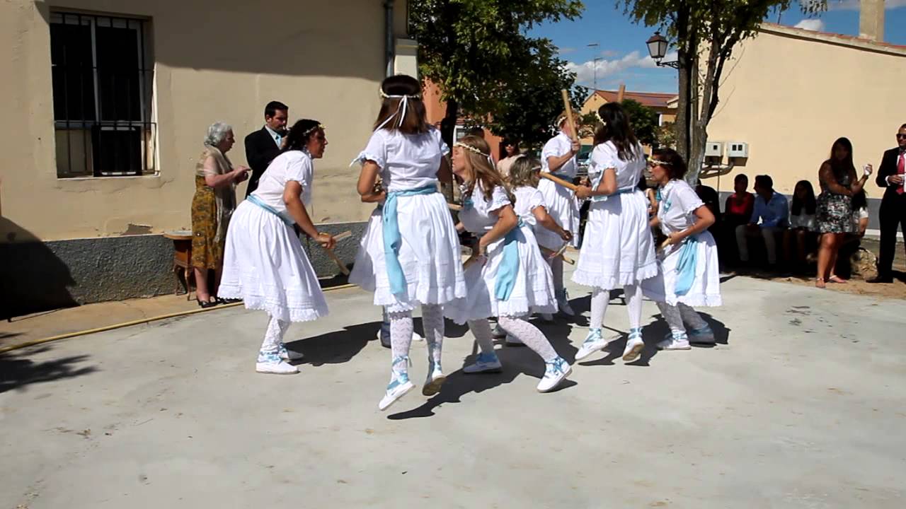 Danzas Berrueces paloteo 05