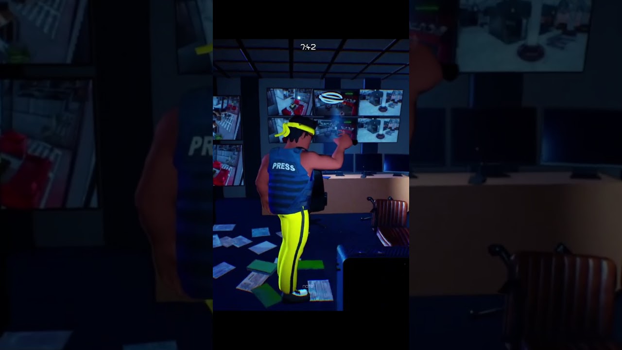 JUMPSCARE in the headliners  