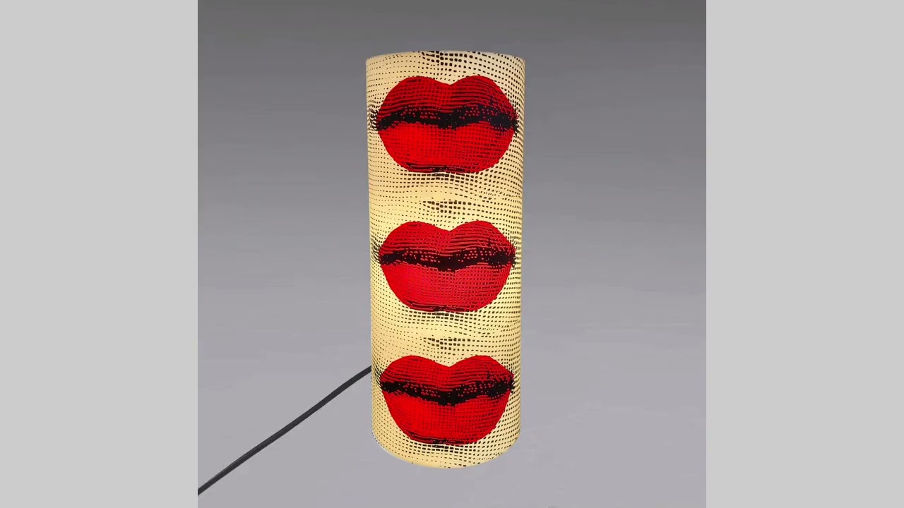 1990s Piero Fornasetti 'Kisses' Table Lamp for Antonangeli, Follia