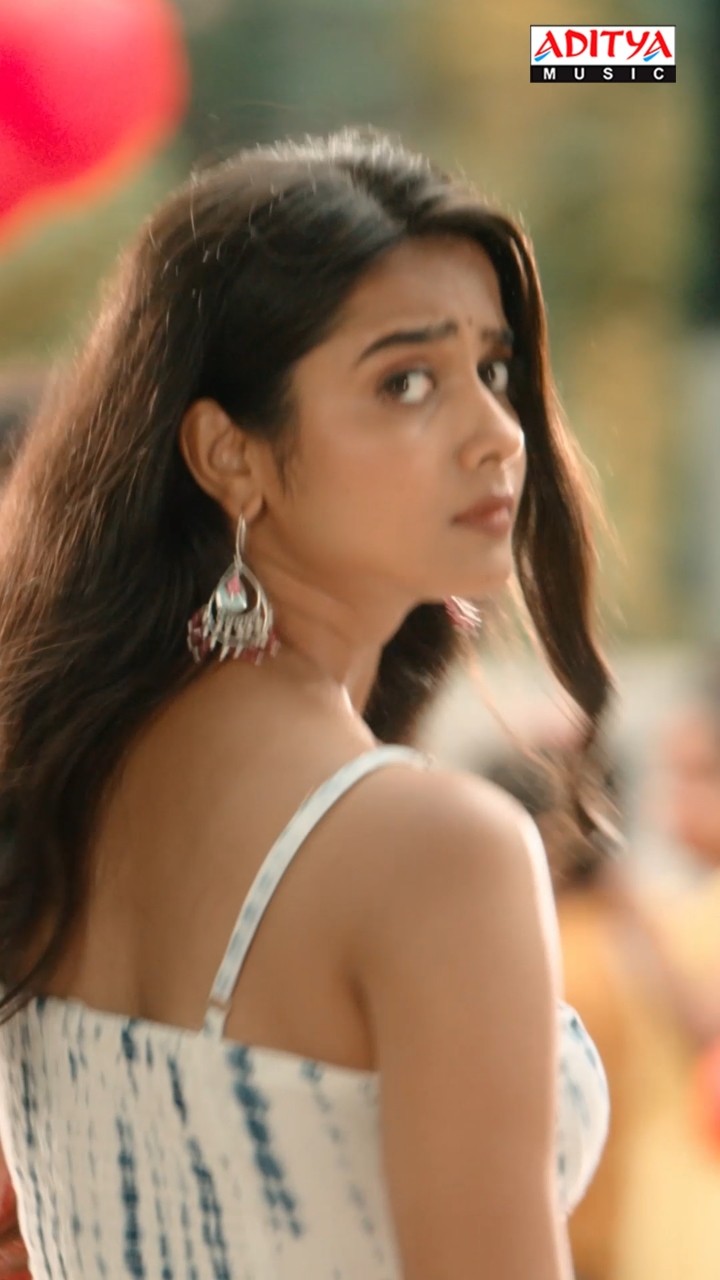 #NuvvuNavvukuntu Song  #MAD Movie #shorts