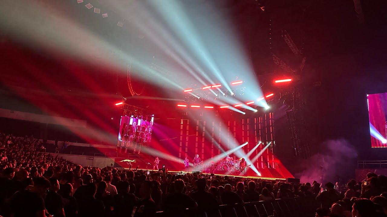 1979 - Smashing Pumpkins Live in Manila Sept 29 2025 Araneta Coliseum 